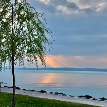 Siofoki Vizparti Nyaralo - Lakeside 아파트 *